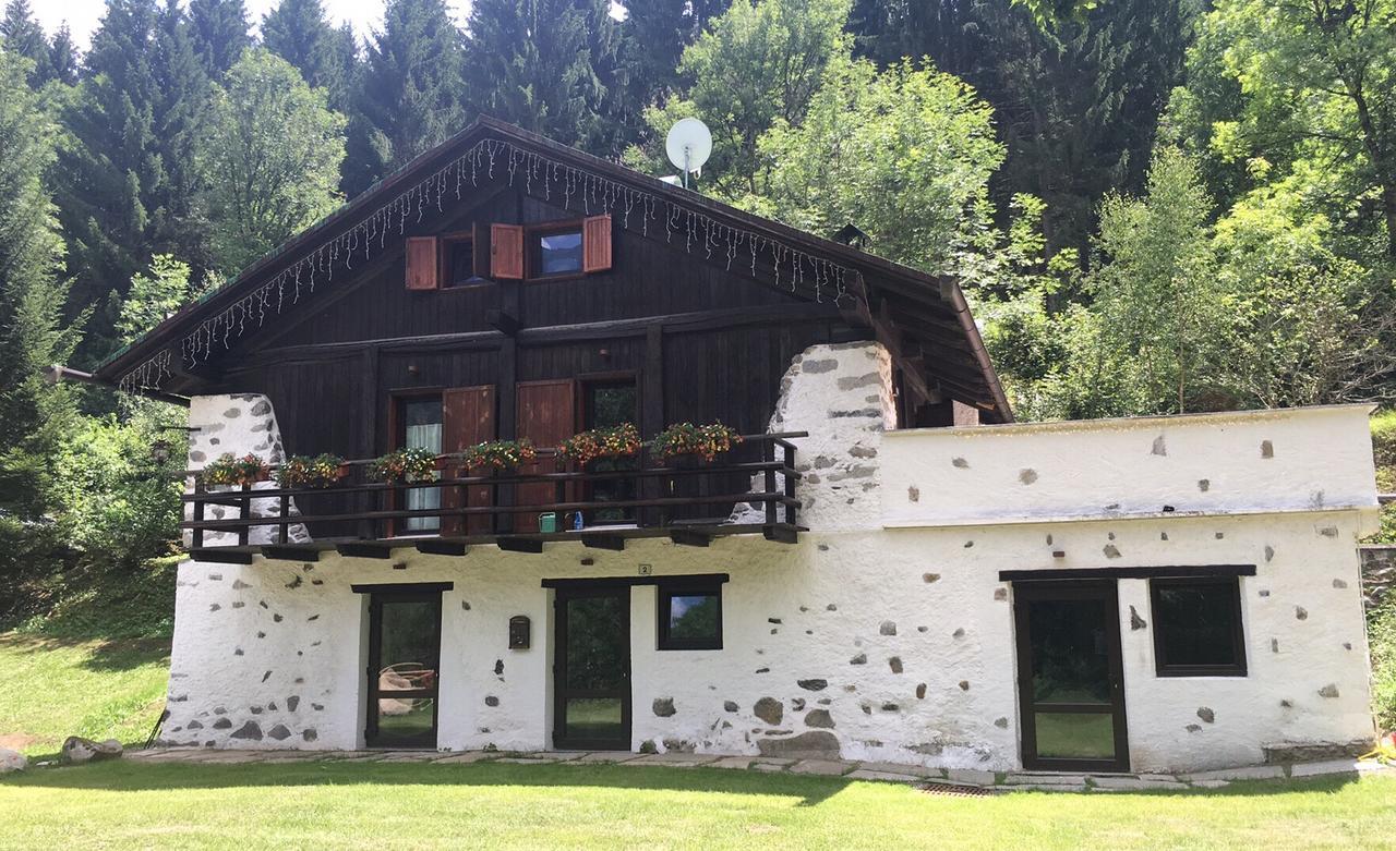ميتزانا B/B La Locanda Delle Pulci المظهر الخارجي الصورة